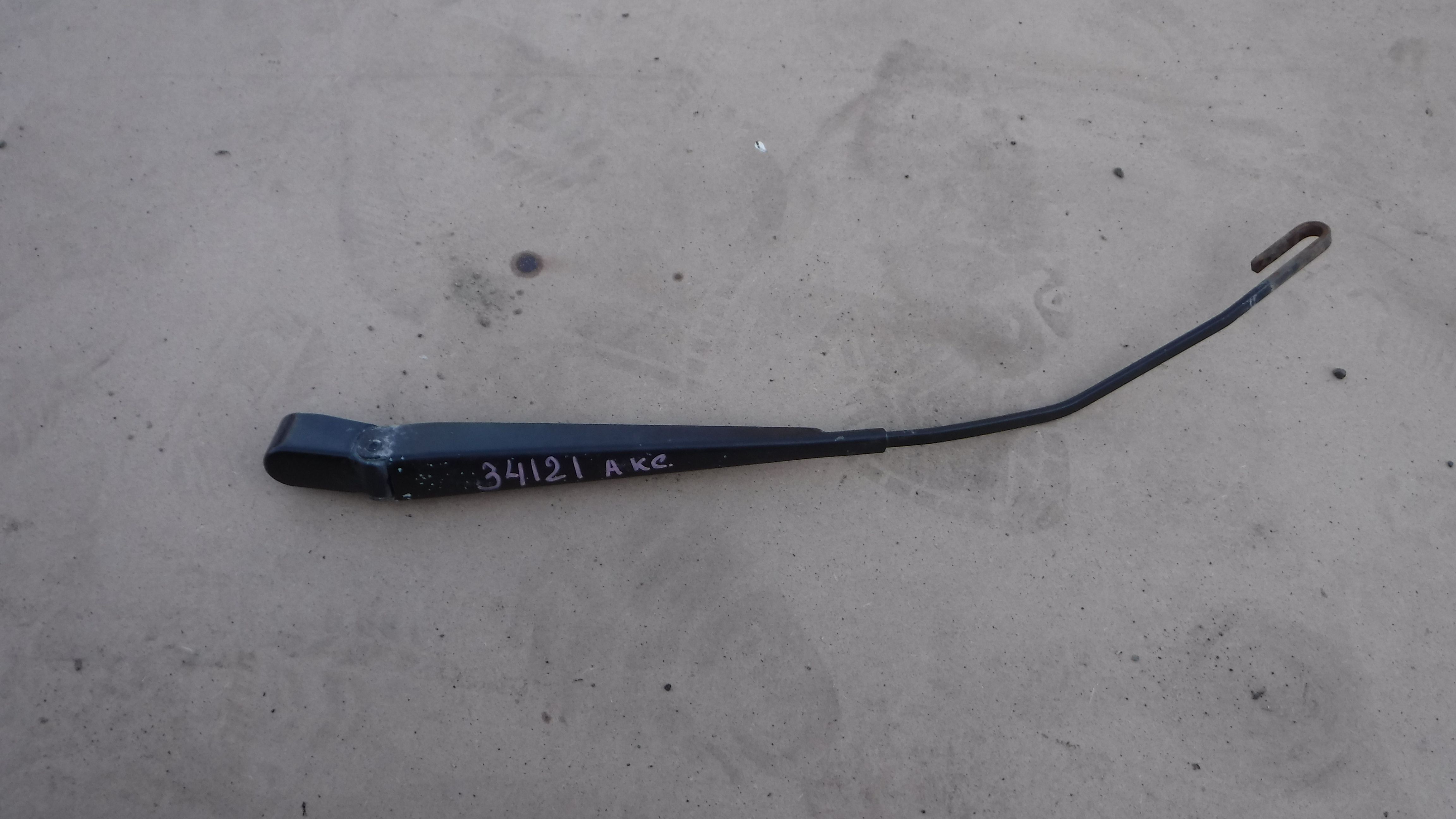 Поводок дворника левый 9738200044 Mercedes AXOR евро5 2012